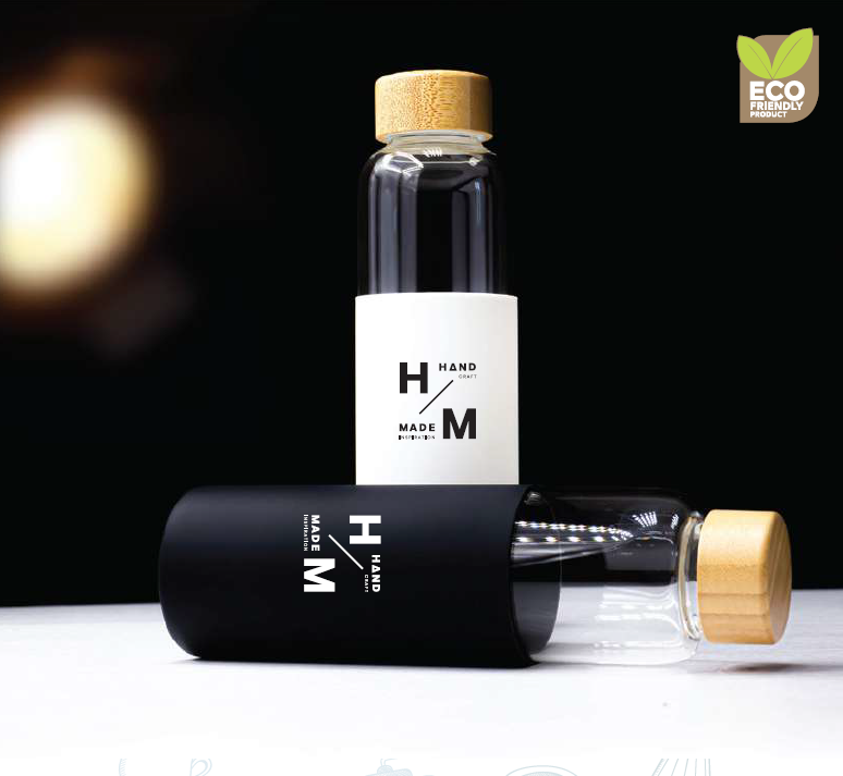 Lumion 11282 | Bamboo Lid Glass Bottle With Silicon Case