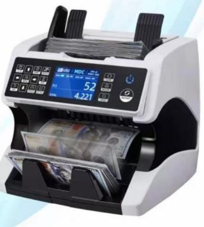 Cash counting machine with fake note detector in Qatar